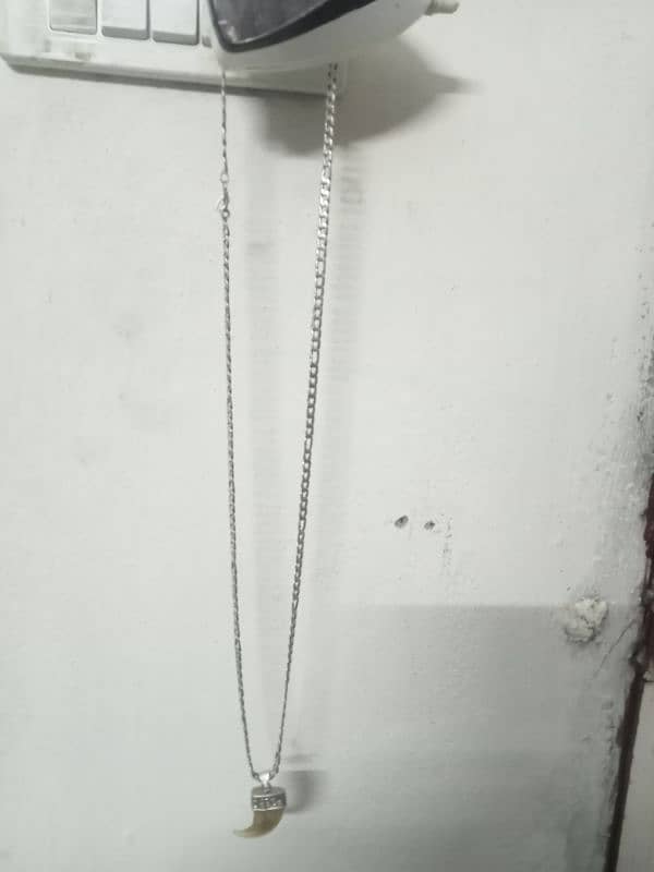 chandi ki chain tiger nail loket 5