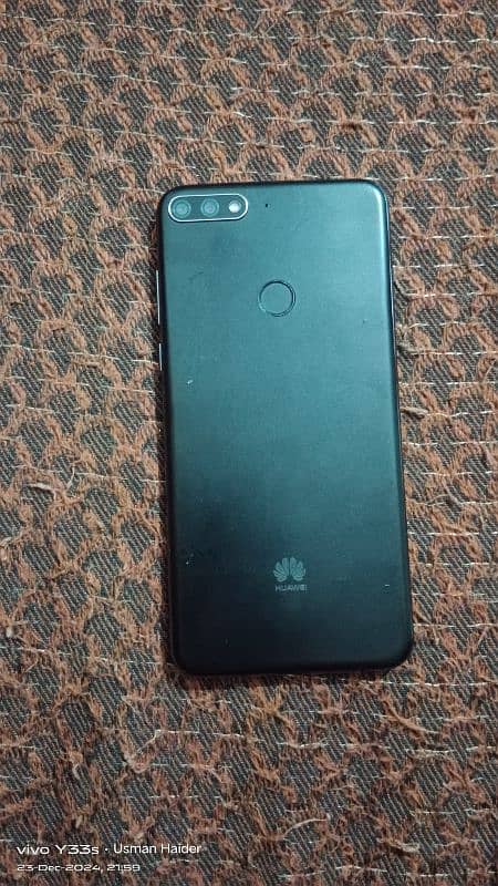 Huawei y7 prime mobail for sale 3