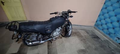 Suzuki GS 150 SE