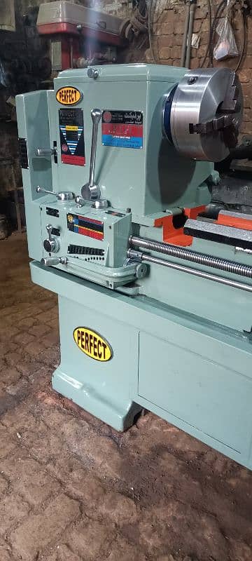 6 feet Perfect Lathe Machine 2