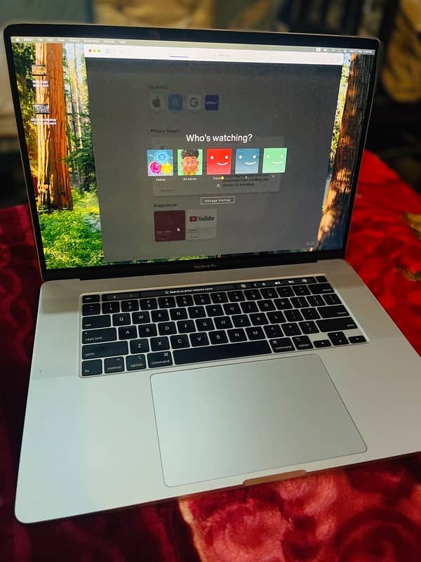 Apple MacBook pro 2019-16inch 1