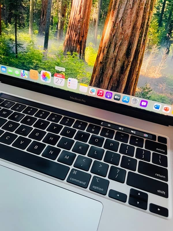 Apple MacBook pro 2019-16inch 3