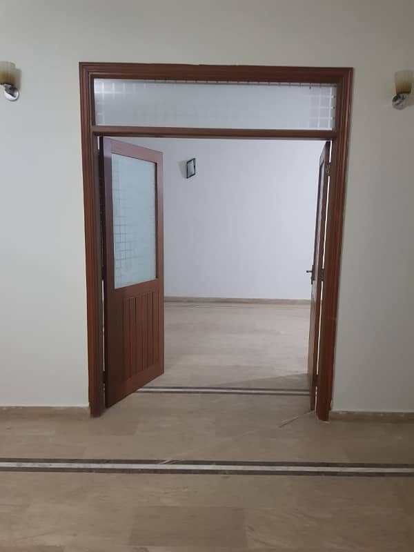 Portion For Rent 3 Bedroom Drawing And Lounge Vip Block 2 7