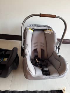 Nuna Pipa Car Seat