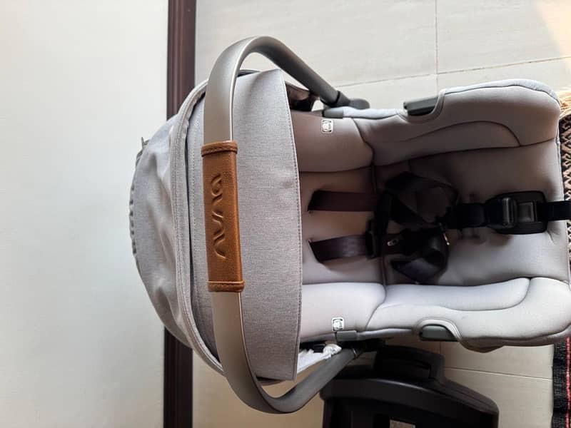 Nuna Pipa Car Seat 3