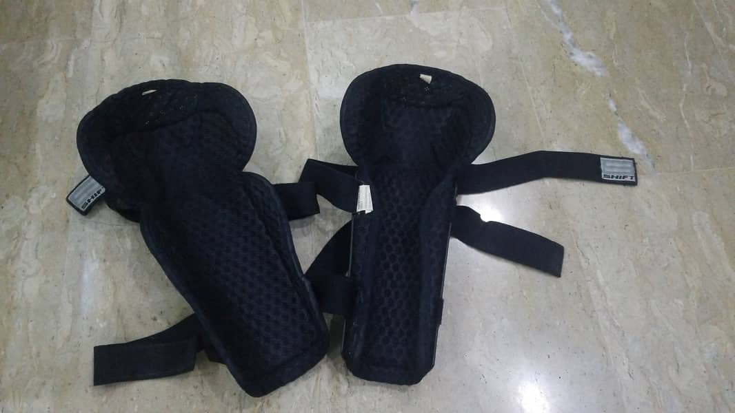 KNEE GUARDS PADS for riding (USED CONDITION) 0