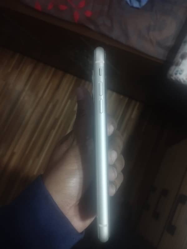 Iphone 11 PTA Approved 256 gb 2