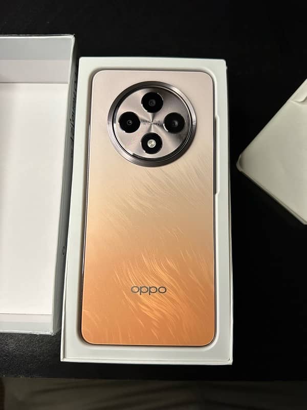 Oppo reno 12F 5g 12/256 0