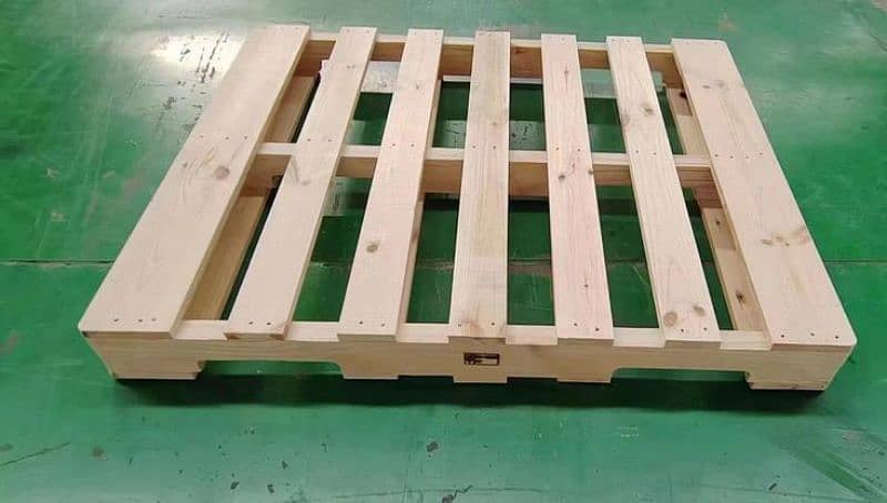 Plastic Pallets | New & used pallets | Industrial Storage Pallet stock 6