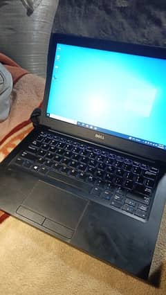 dell i7 7th gen laptop 8/256