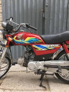 HONDA CD 70 2021 red