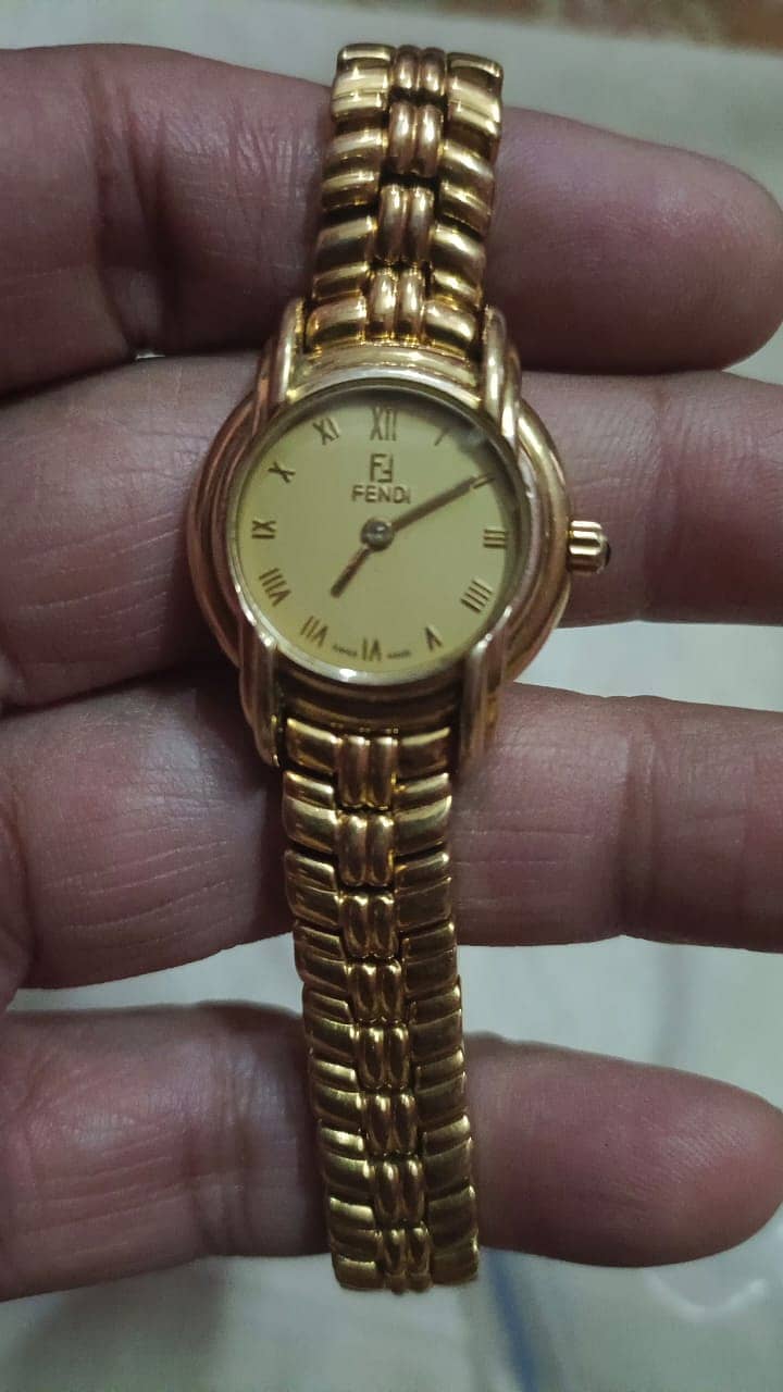 Vinatge Fendi ladies 18k gold platted watch 7