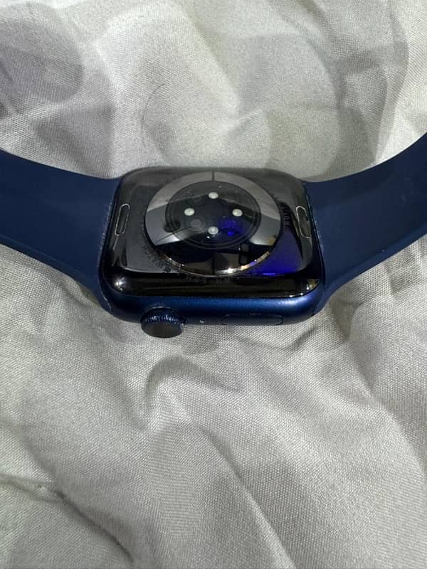 APPLE WATCH SERIES 6 2