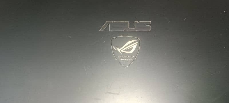 Asus G 750j . only ny  parts . srf LCD or kaypad or by parts . 4