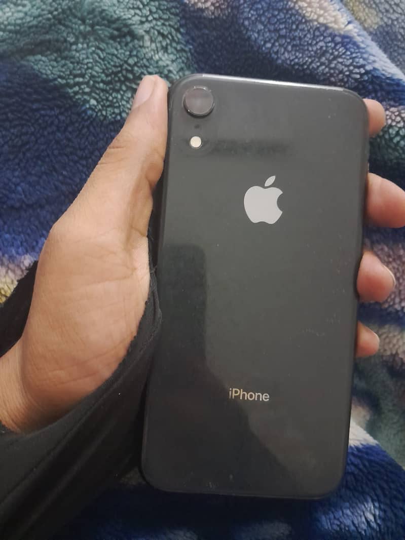 Apple iPhone XR 0