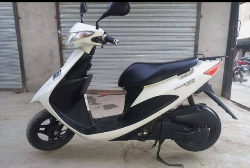 Suzuki address V50G 3