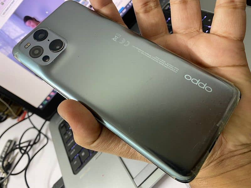 Oppo Find X3Pro 1