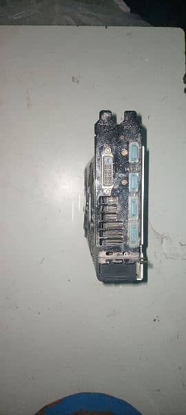 Graphic card 4 GB bit 256 4