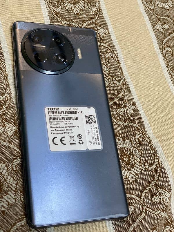 Tecno Spark 20 Pro Plus 16/256 0