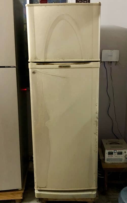 Dawlance refrigerator fridge 0