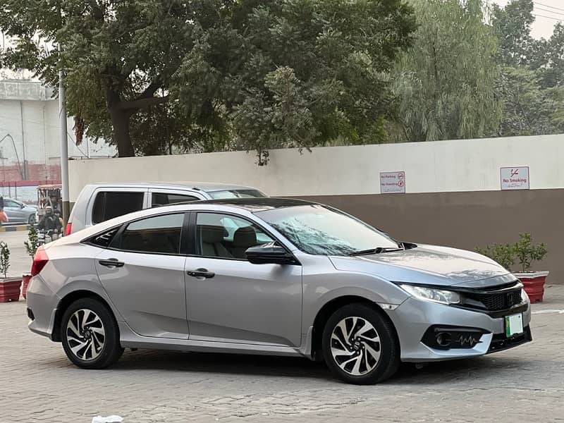 Honda Civic Standard 2016 6