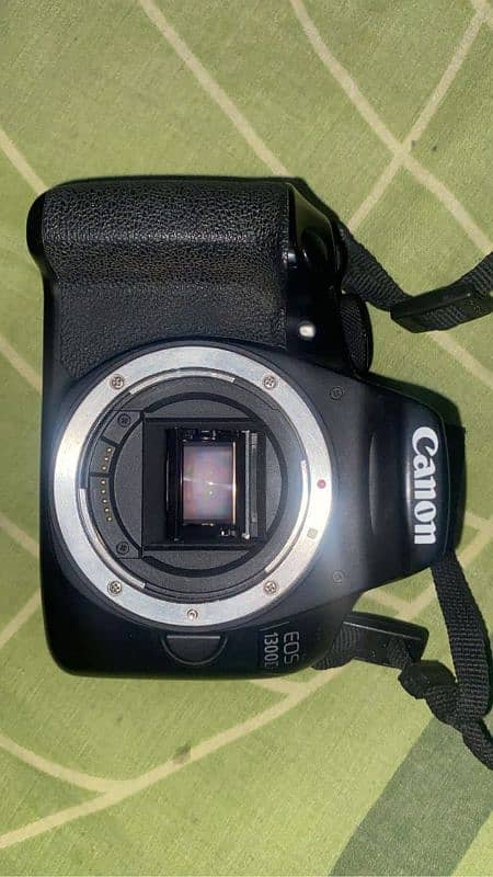 canon 1300d with 18-55 lens 1