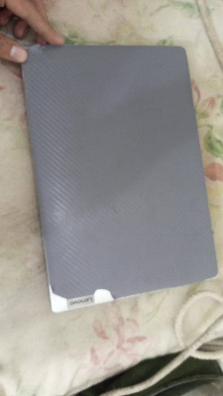 lenovo ideapad 1 11GL05 5