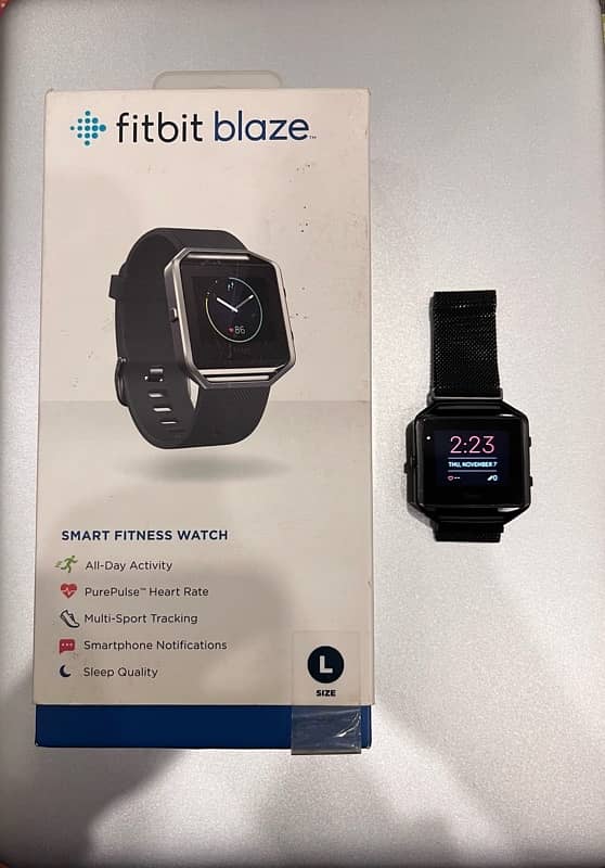 Fitbit blaze Orignal Smart fitness watch with extra cases and bands 0