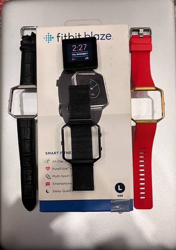 Fitbit blaze Orignal Smart fitness watch with extra cases and bands 2