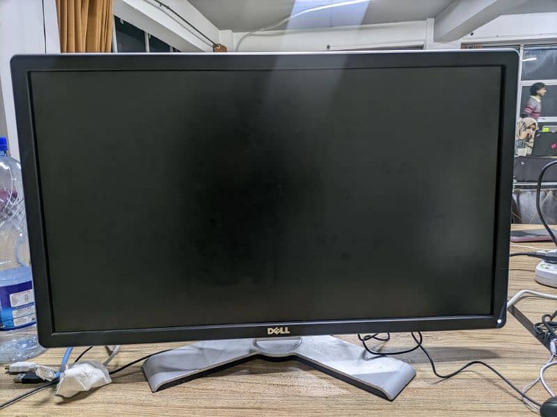 Del 27 inches lcd 0