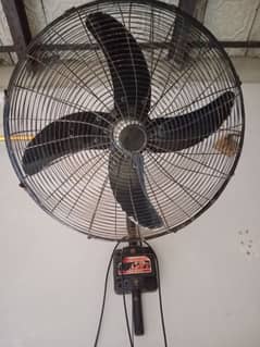 Wall bracket Fan (High speed Black)