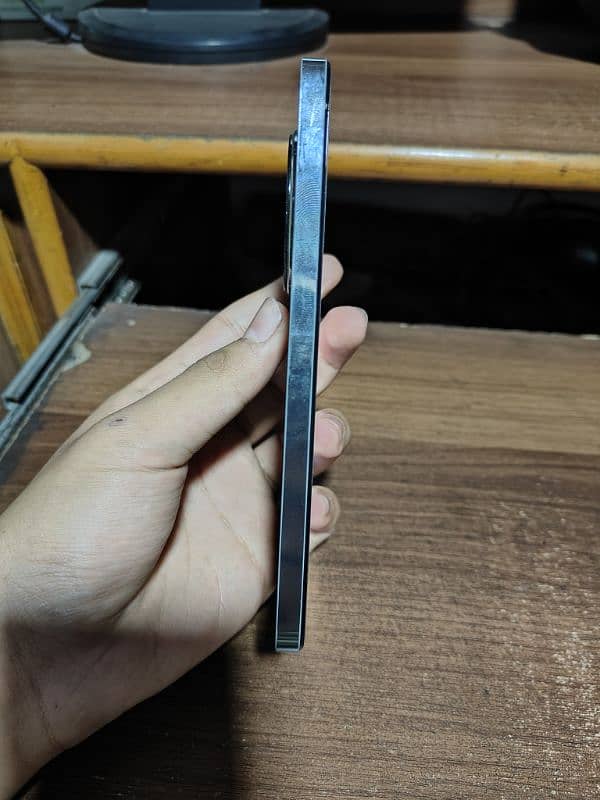 Realme 12+ 10/10 condition 8/256 Green 2