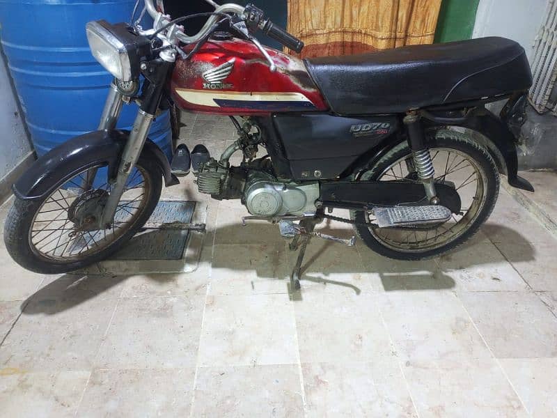 honda 1994 model bike ok. h 0