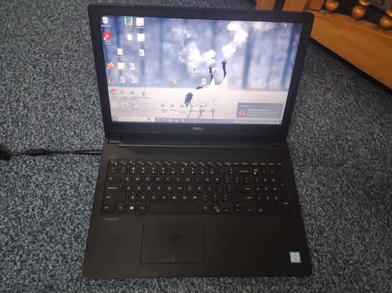 Dell latitude 3570 Laptop 4