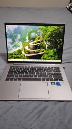 New Laptop HP Z Book Core i7 12 gen