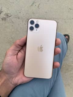 iPhone 11 pro max Factory unlock 64gb (84%Health)