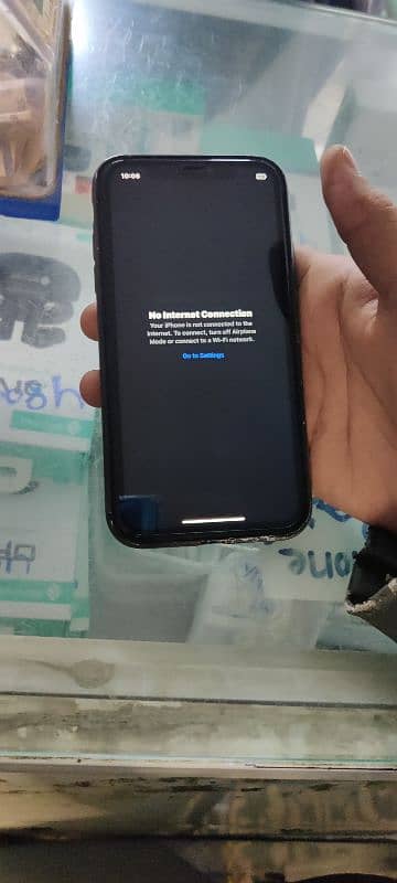 iphone XR 64 gb 10|9 factory unlock  exchange possible android box wla 2