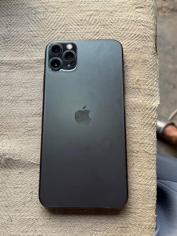 iphone 11 pro max non pta 1