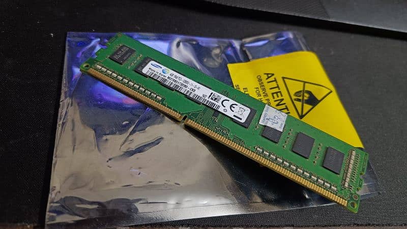 SAMSUNG 4GB DDR3 RAM 0