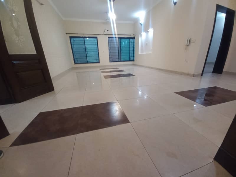 1 Kanal House For Rent Available In Valencia Housing Society Lahore Bijli Pani Gas Available 3