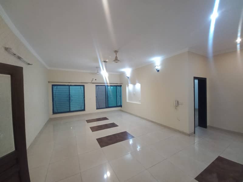 1 Kanal House For Rent Available In Valencia Housing Society Lahore Bijli Pani Gas Available 4