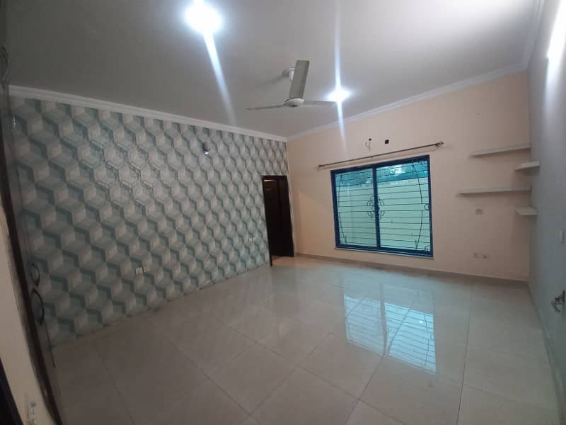 1 Kanal House For Rent Available In Valencia Housing Society Lahore Bijli Pani Gas Available 15