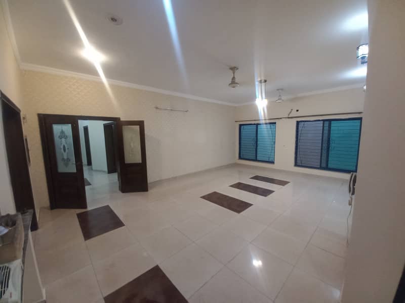 1 Kanal House For Rent Available In Valencia Housing Society Lahore Bijli Pani Gas Available 18