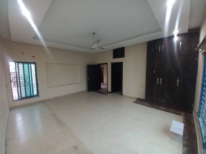 1 Kanal House For Rent Available In Valencia Housing Society Lahore Bijli Pani Gas Available 28