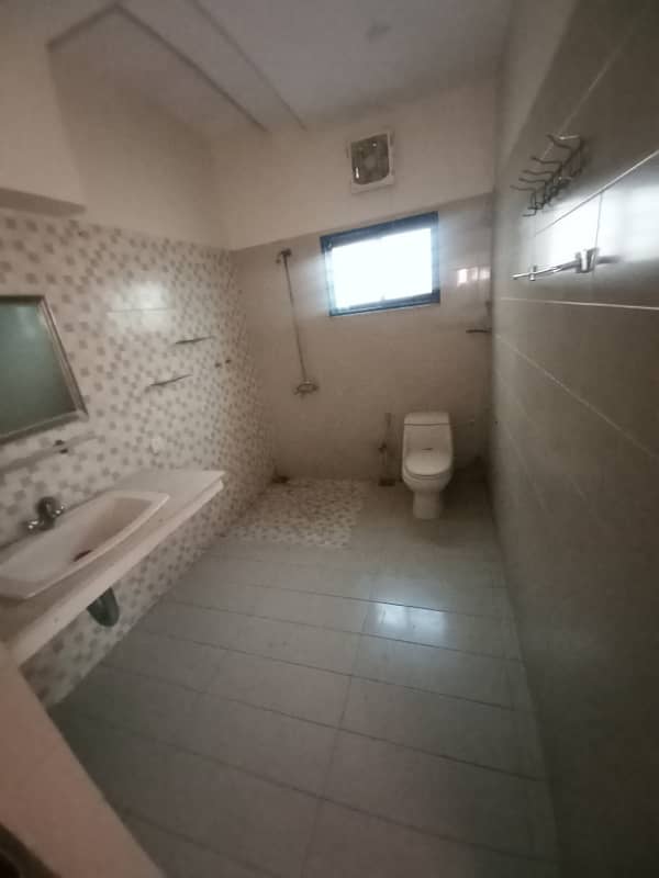 1 Kanal House For Rent Available In Valencia Housing Society Lahore Bijli Pani Gas Available 32