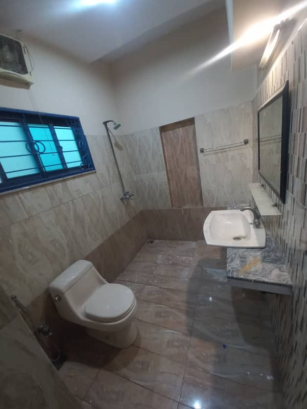 1 Kanal House For Rent Available In Valencia Housing Society Lahore Bijli Pani Gas Available 34