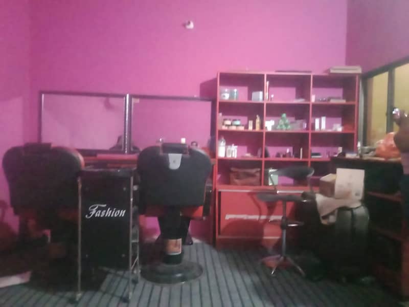 Beauty Parlour Furniture 1