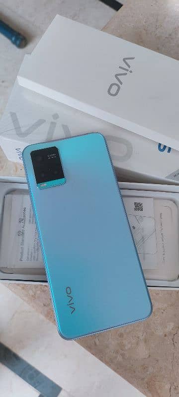 vivo y33s full box 1