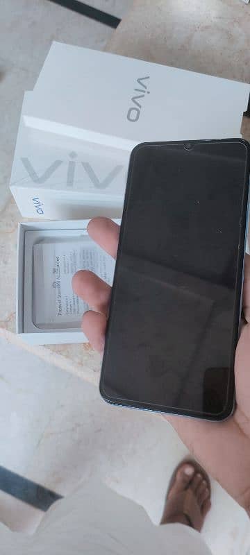 vivo y33s full box 4