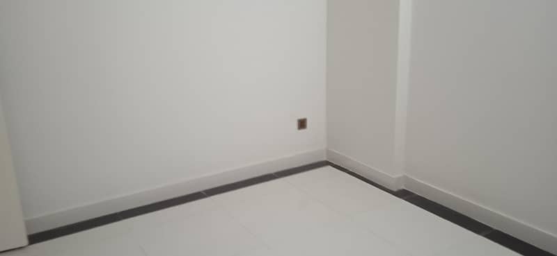 1 Bed Apartment Available For Rent in Smamma Star 4